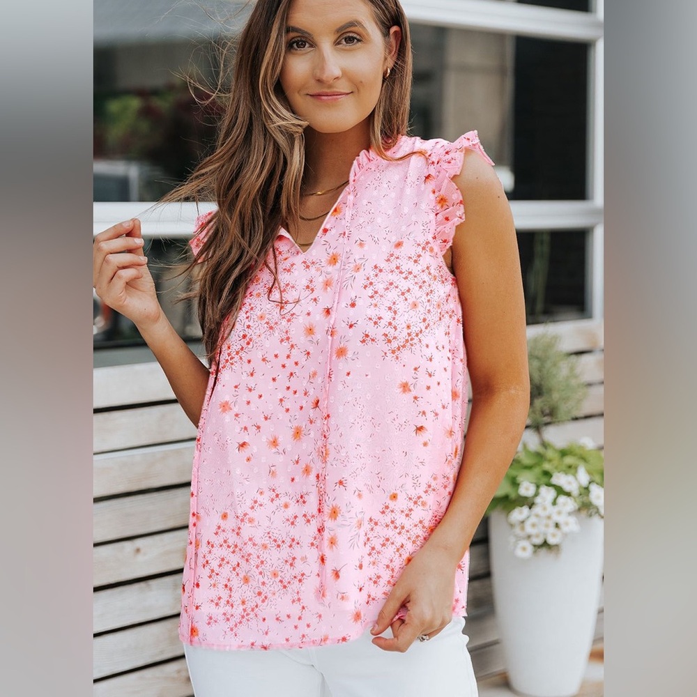 💥3/$15💥NIB - Floral Tie Neck Ruffled Sleeveless Top, Carnation Pink - Size M